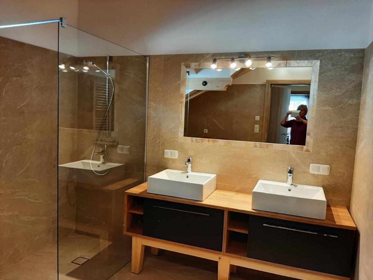 Ferienwohnung Leni Altaussee Bagian luar foto